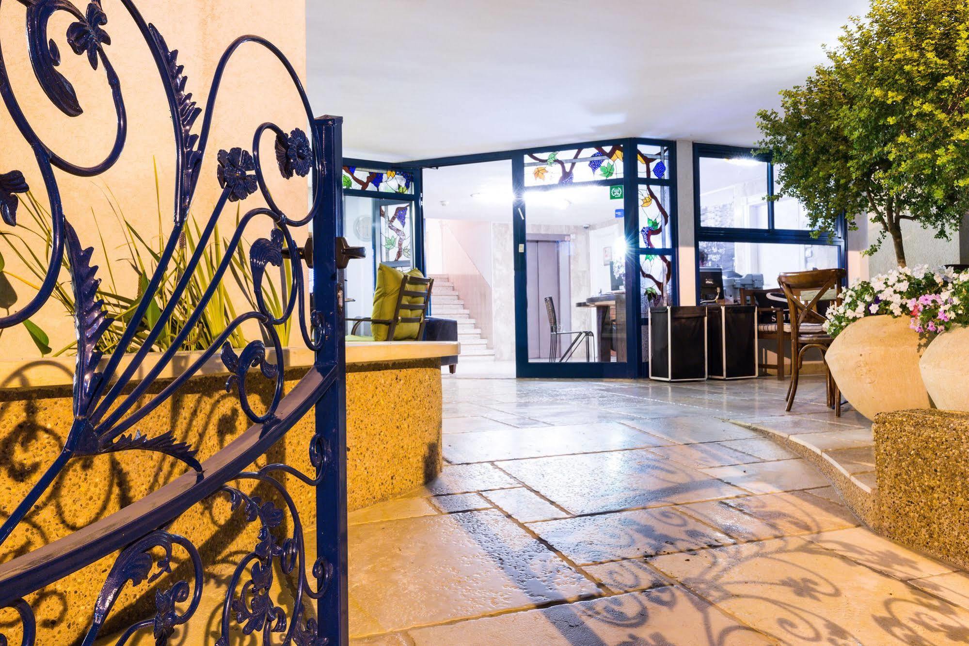 The Arbel Tel Aviv Hotel Exterior photo